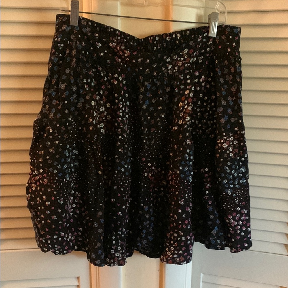 Torrid Black and White Sequin Bubble Mini Skirt